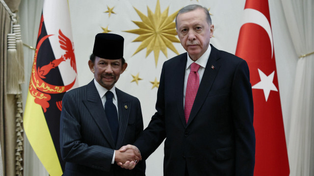 Cumhurbaşkanı Erdoğan ile Brunei Darüsselam Sultanı Waddaulah.