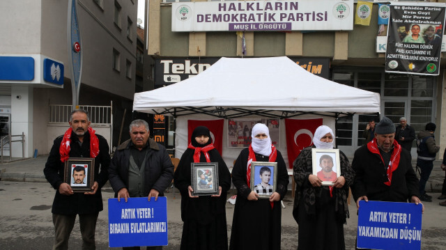 Ailelerin HDP önündeki eylemleri devam ediyor.
