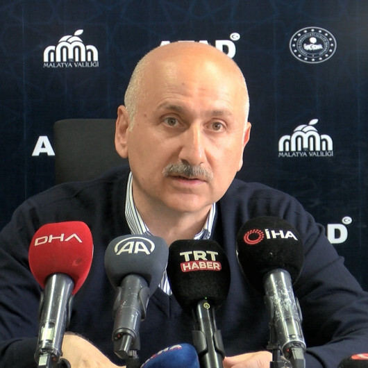Bakan Karaismailoğlu: Depremlerden bin 275 kilometrelik demir yolu hattı etkilendi