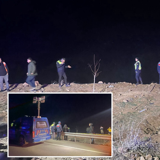 Malatya'da kamyon şarampole devrildi: Yedi kişi hayatını kaybetti
