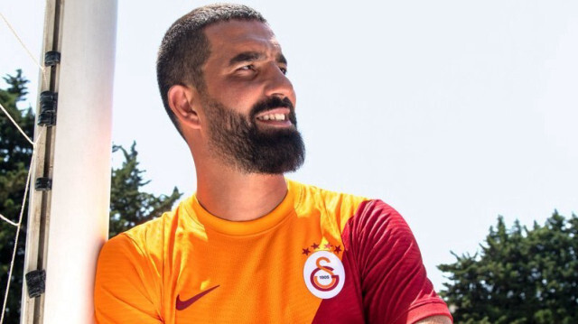 Türk futbolunun en kariyerli futbolcularından Arda Turan
