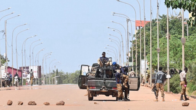 Burkina Faso un poste de contrôle sur la route à Ouagadougou.
Crédit Photo: Issouf SANOGO / AFP