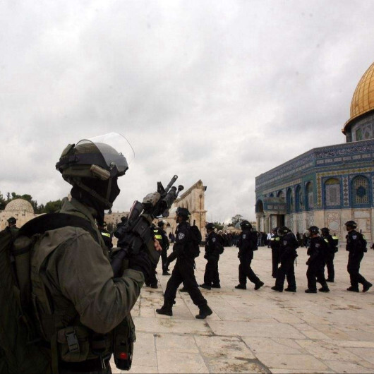 فصائل فلسطينية: إغلاق الأقصى استفزاز و"حرب دينية"