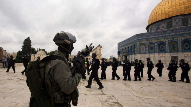 فصائل فلسطينية: إغلاق الأقصى استفزاز و"حرب دينية"