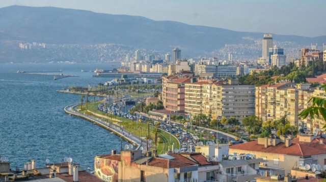 İzmir seçim bölgeleri