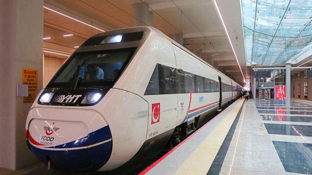 İstanbul-Ankara arası süper hızlı tren hattı kurulacak.