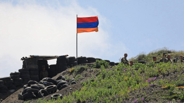 Ermenistan askerleri Laçın istikametindeki Azerbaycan mevzilerine ateş açtı. (Arşiv)