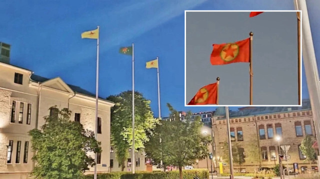 Göteborg şehrine PKK bayrakları asıldı.