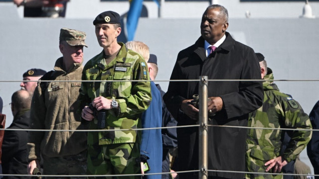 Le commandant suprême des forces armées suédoises, le général Micael Byden et le secrétaire américain à la Défense, Lloyd Austin. Crédit photo: FREDRIK SANDBERG / TT NEWS AGENCY / AFP