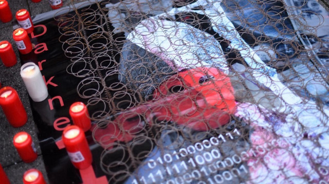 Une installation représentant un pape lors d'une manifestation silencieuse pour les victimes d'abus devant la cathédrale d'Essen, dans l'ouest de l'Allemagne, le 21 janvier 2022. Crédit photo: INA FASSBENDER / AFP