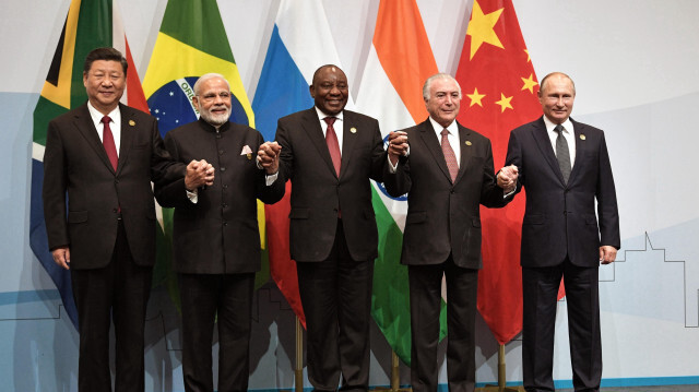 BRICS birliği.  