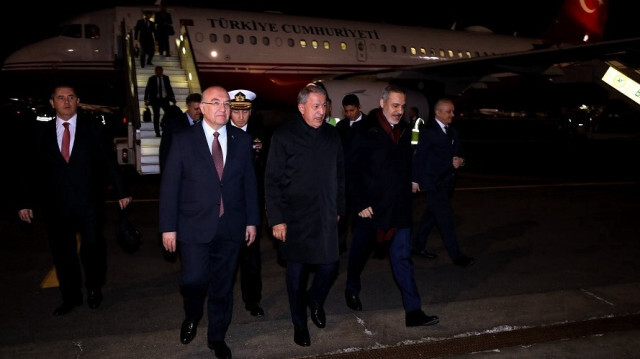 Le ministre turc de la Défense, Hulusi Akar, et le chef de l'Organisation nationale du renseignement (MIT), Hakan Fidan. Crédit photo: AA