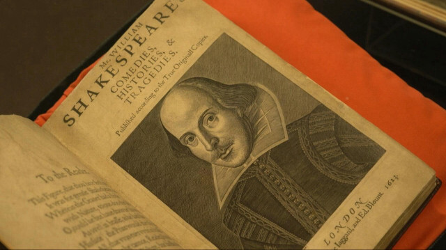 Un exemplaire du premier folio des pièces de Shakespeare est exposé à Londres, en Grande-Bretagne. Crédit photo: WILLIAM EDWARDS / AFPTV / AFP