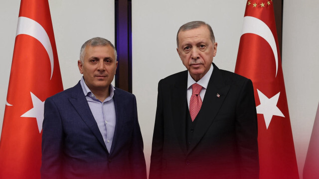 Gelecek Partisi kurucularından Musa Arat, Erdoğan ile fotoğrafını paylaşarak partisinden istifa etti