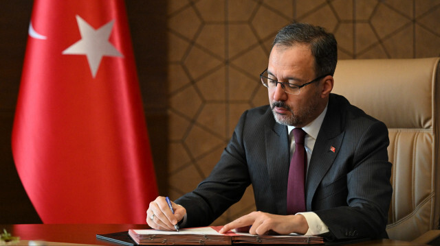 Le ministre turc de la jeunesse et des sports. Crédit Photo : DHA