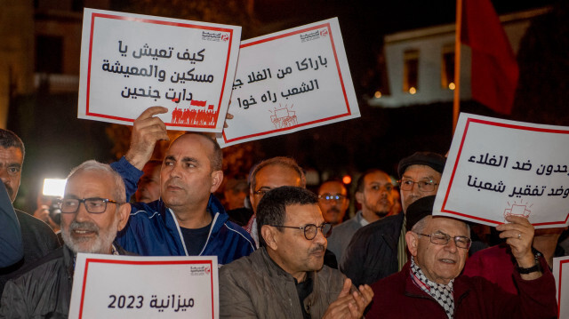 Pendant la manifestation à Rabat (Maroc). Crédit Photo: STR / AFP

