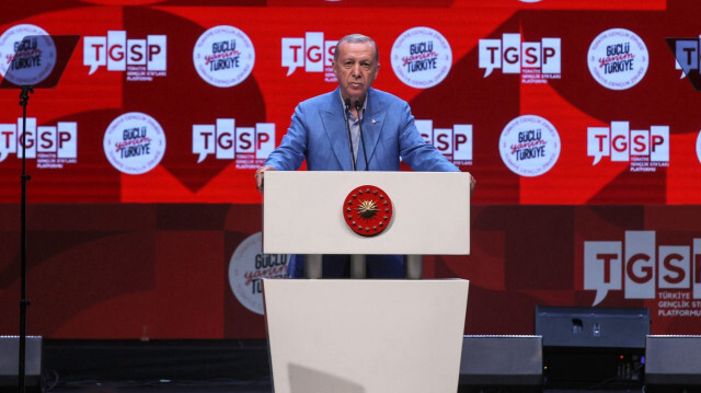 Cumhurbaşkanı Recep Tayyip Erdoğan Türkiye Gençlik Zirvesi'nde konuştu.