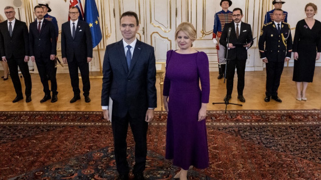 La Présidente slovaque, Zuzana Caputova et le Premier ministre slovaque, Ludovit Odor. Crédit Photo: VLADIMIR SIMICEK / AFP