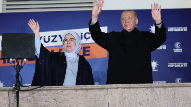 Yabancı liderler Cumhurbaşkanı Erdoğan'ı arayarak seçim başarısı nedeniyle tebrik etti.