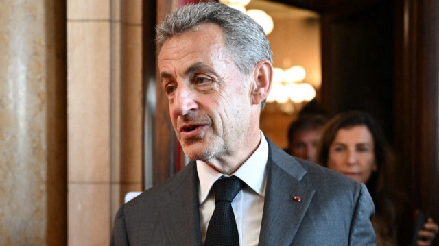 L'ancien président français, Nicolas Sarkozy, quitte le palais de justice après le jugement de son procès en appel dans une affaire de corruption, au palais de justice de Paris, le 17 mai 2023. Crédit photo: BERTRAND GUAY / AFP