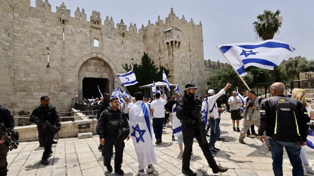 Des colons israéliens ont pris d'assaut la vieille ville sous la protection de la police israélienne à Jérusalem, le 18 mai 2023. Crédit photo: AGENCE ANADOLU