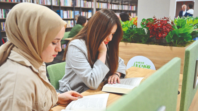 Bursa Büyükşehir Belediyesi, gençlerib daha donanımlı olmasına yönelik yatırımlarını sürdürüyor.