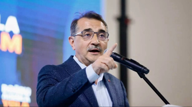 Bakan Dönmez CHP'nin seçim sonrası depremzedelere karşı tutumunu eleştirdi.