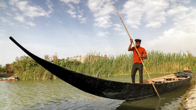 Le bateau traditionnel "meshhouf" sur le Tigre à Bagdad, en Irak. Crédit photo: ASAAD NIAZI / AFP