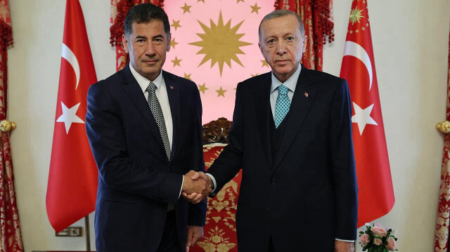 Cumhurbaşkanı Erdoğan'a desteğini açıklayan Sinan Oğan linç operasyonlarına maruz kaldı.