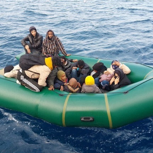 خفر السواحل التركي ينقذ 72 مهاجرا غير نظامي غرب البلاد