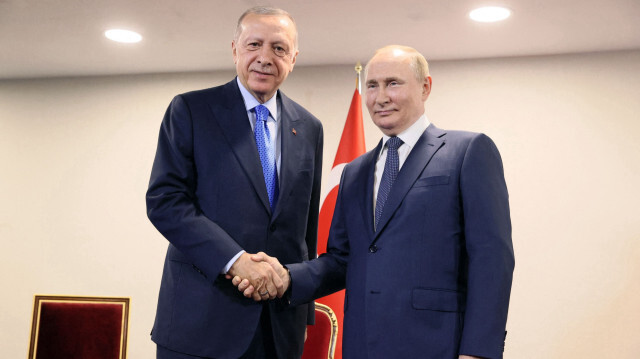 Rusya Devlet Başkanı Putin, Cumhurbaşkanı Erdoğan'ı tebrik etti.