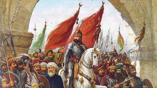 Fatih Sultan Mehmet'in İstanbul'a girişini ve gemilerin karadan yürütülüşünü betimleyen resimler ressam Hasan Rıza'ya ait.

