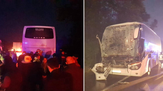 Kaza sonucunda AK Partili seçmenleri taşıyan otobüs ağır hasar aldı.