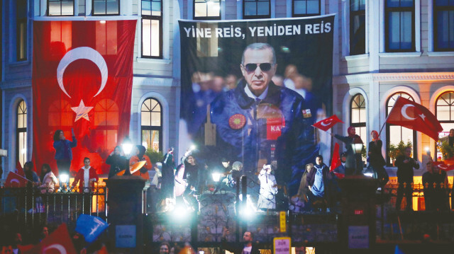 Dünya Medyası Erdoğan'ın galibiyetini duyurdu.