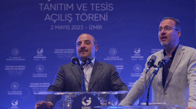 Gençlerin yaşadıkları illerde istihdama katılmaları amacıyla Gençlik Ve Spor Bakanlığı ile Sanayi Ve Teknoloji Bakanlığı arasında protokol imzalandı.
