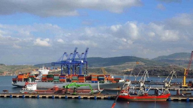 Izmir, l'une des plus grandes régions de commerce maritime et de logistique de la Turkiye. Crédit photo: IHA