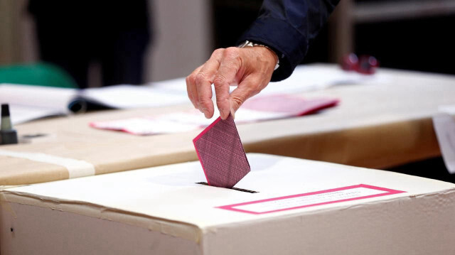 İtalya'da 14 Mayıs seçimleri için oy kullanımı başladı.