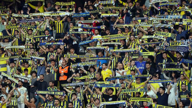 Fenerbahçe tribünleri Ali Koç'u protesto etti. 
