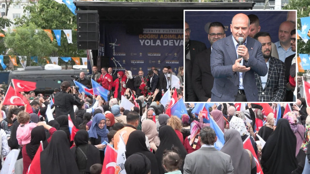 Bakan Soylu, Beyoğlu Hasköy mahallesinde partililerle buluştu.