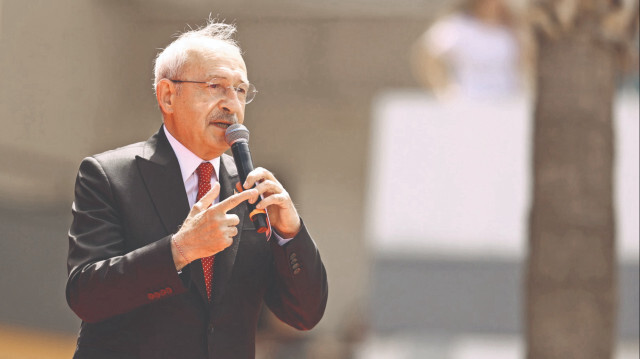 Kılıçdaroğlu, Mersin Millet Bahçesi yanındaki alanda düzenlenen mitinge katılarak konuştu.