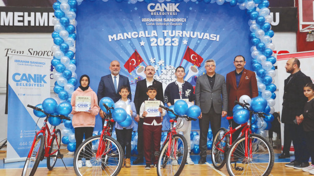 Samsun Canik Belediyesi ve İlçe Milli Eğitim Müdürlüğü iş birliğiyle düzenlenen 7’den 70’e Mangala Turnuvası.