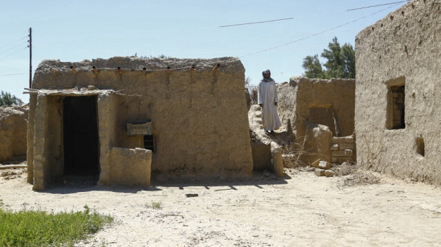 Des maisons abandonnées dans le village d'Al-Bouzayad, dans la province de Diwaniya en Irak. Crédit photo: HAYDER INDHAR / AFP