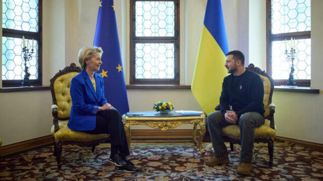 La présidente de la Commission européenne, Ursula von der Leyen et le Président ukrainien, Volodymyr Zelensky. Crédit Photo: HANDOUT / UKRAINIAN PRESIDENTIAL PRESS SERVICE / AFP