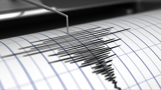 Adana'da 17.57'de 4,2 büyüklüğünde deprem meydana geldi.