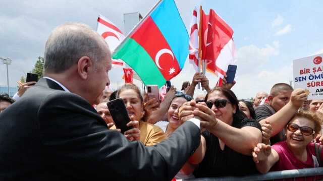 Le Président Recep Tayyip Erdoğan et son épouse Emine Erdoğan sont arrivés à Nicosie, la capitale de la République turque de Chypre du Nord (RTCN). Crédit photo: AA