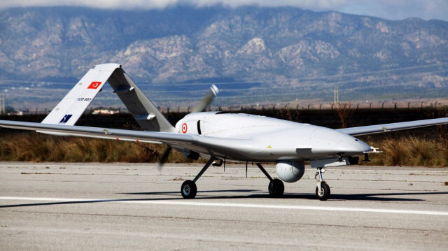 Le drone Bayraktar TB2 de fabrication turque. Crédit Photo: Birol BEBEK / AFP