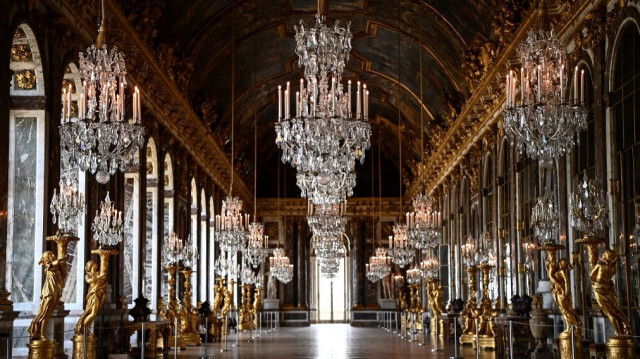 Le Château De Versailles Fête Ses 400 Ans Et Continue D'ouvrir Au ...