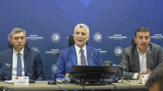 Ticaret Bakanı Ömer Bolat, Malatya İş Dünyası Buluşması'na katılarak bir konuşma yaptı.


