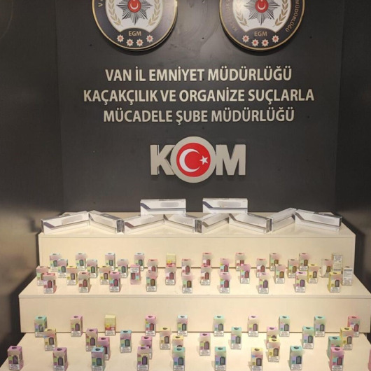 Van’da gümrük kaçağı malzemeler ele geçirildi