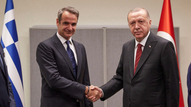 Cumhurbaşkanı Recep Tayyip Erdoğan, seçim başarısı nedeniyle Miçotakis'i arayarak tebrik etti.